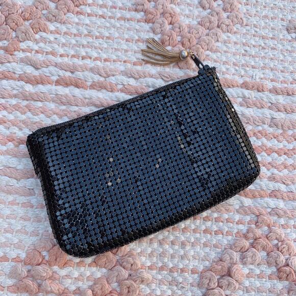 Vintage Accessories - Black Vintage Shiny Coin Purse